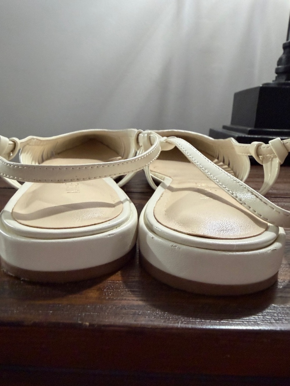Nine West Cream Pointed Pleated Slingback Flats - size 7.5 - Picture 6 of 8